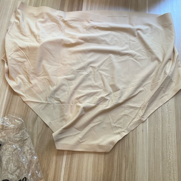 NWT Cheek Boss Women's Seamless Stretch Mid-Rise Brief Panties Tan Nude  3xl - Picture 5 of 5